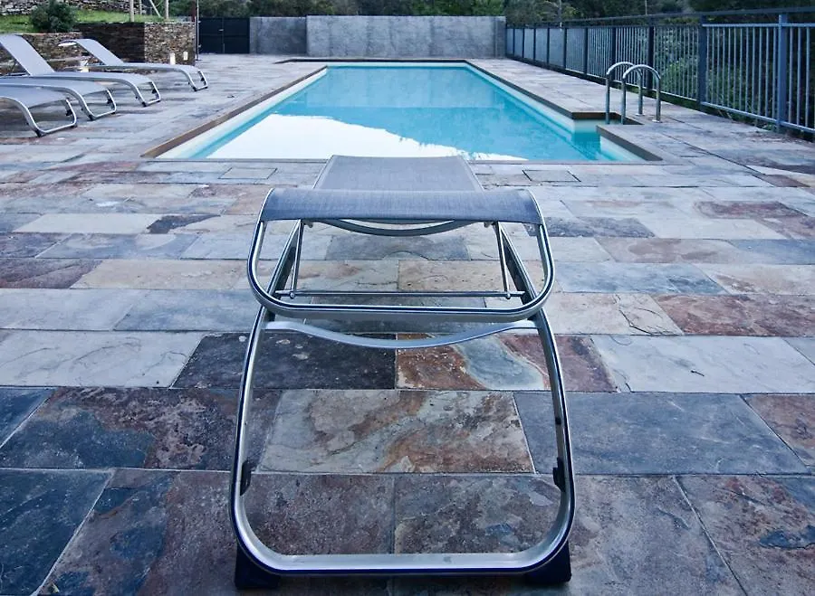 Hotel Llane Petit كاذاكيس
