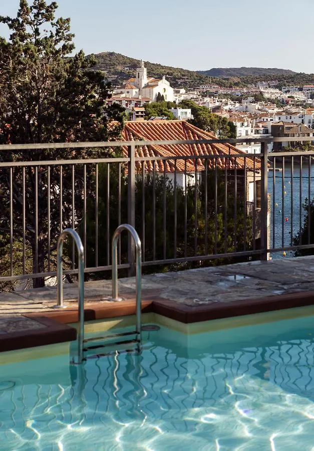 Hotel Llane Petit كاذاكيس 3*,  إسبانيا