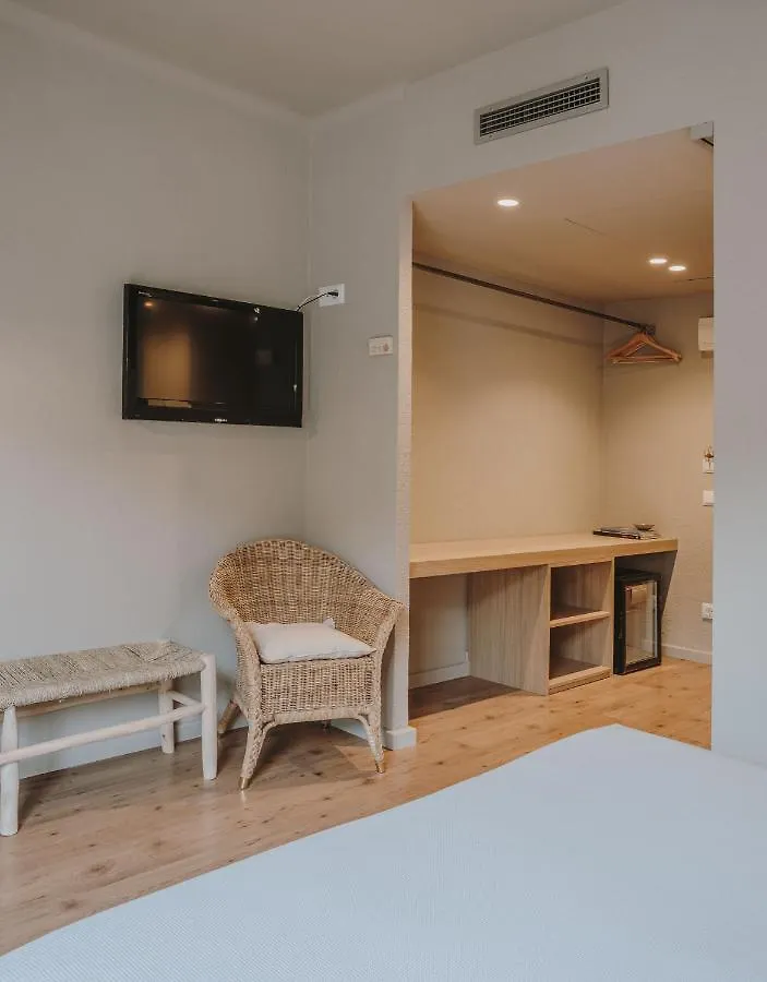 Hotel Llane Petit كاذاكيس